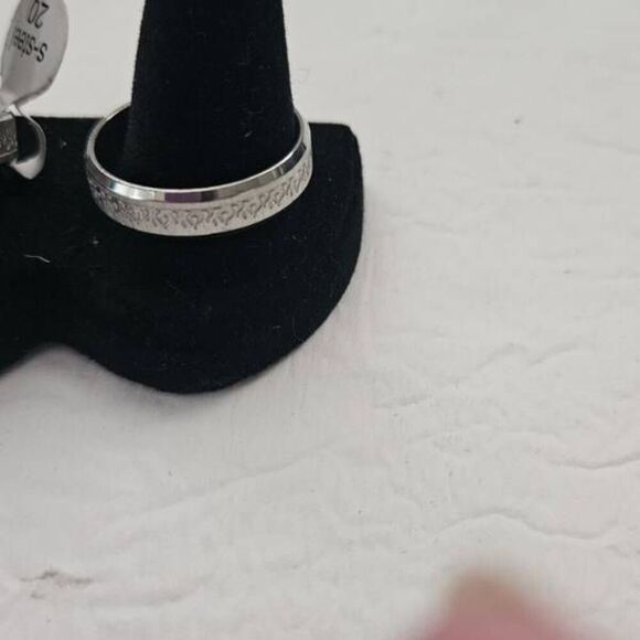 STAINLESS STEEL RING  NWOT - Picture 2 of 5